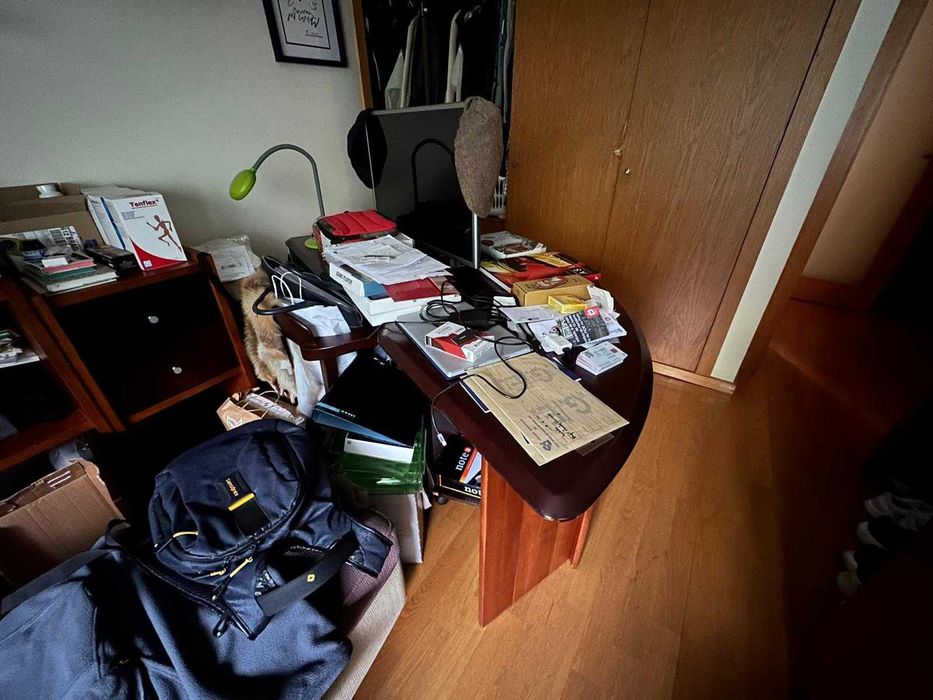 Mobilia de quarto em cerejeira da Antarte