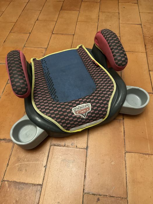 Assento Auto “Disney CARS”