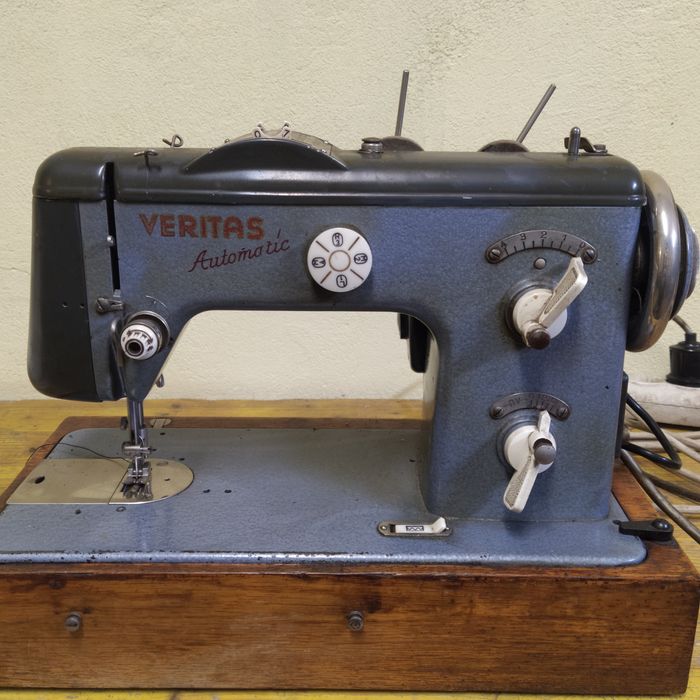 Maszyna do szycia VERITAS automatic