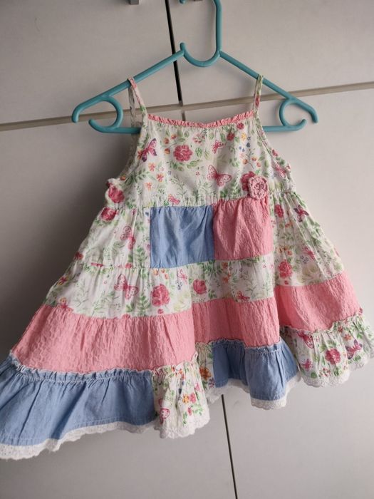 Kolorowa wakacyjna sukieneczka na lato 68/74