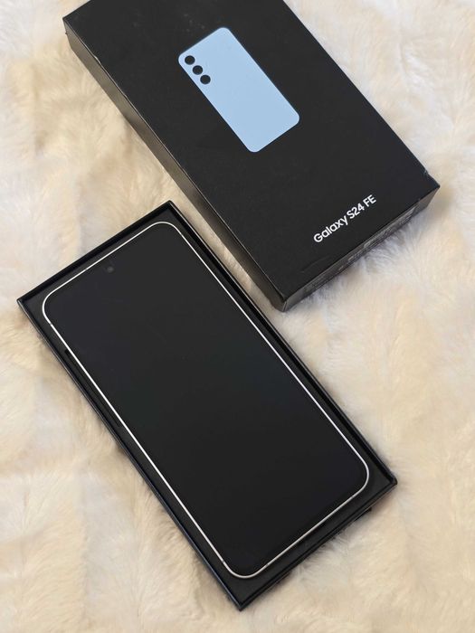 Samsung S24 FE Новий стан. Комплект! Дві фізичні сім карти.