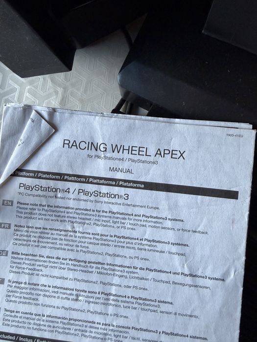 Volante e pedais Hori - Racing wheel apex