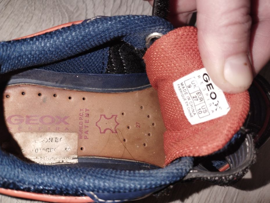 Дитячі кросівки GEOX