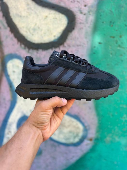 Чоловічі кросівки, мужские кроссовки Adidas Retropy E5 Black White