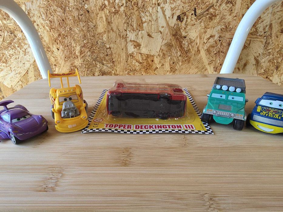 Lote de 5 carros Pixar CARS | Funny Mater Hot Rod entre outras
