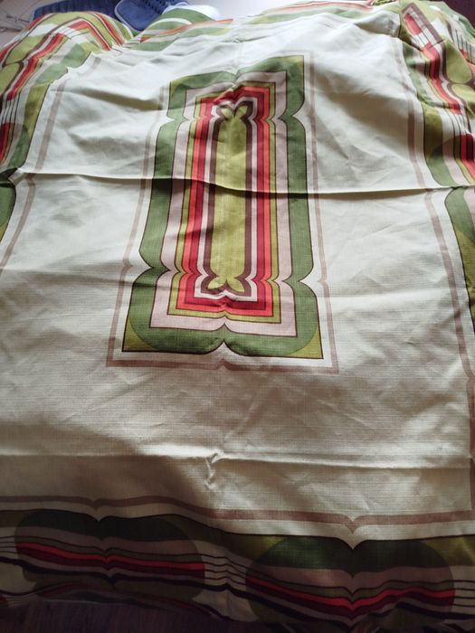 Obrus, serwet wiosenny nowy.130X160 cm.