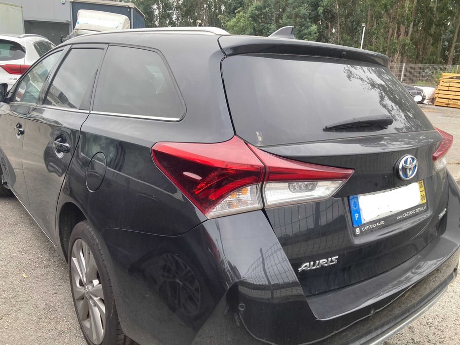 TOYOTA AURIS 2018 Hibrido