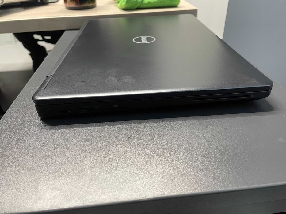 Ціна та якість Dell Latitude 5490 (Core-I7-8650U\16Gb-DDR4\512Gb-SSD)