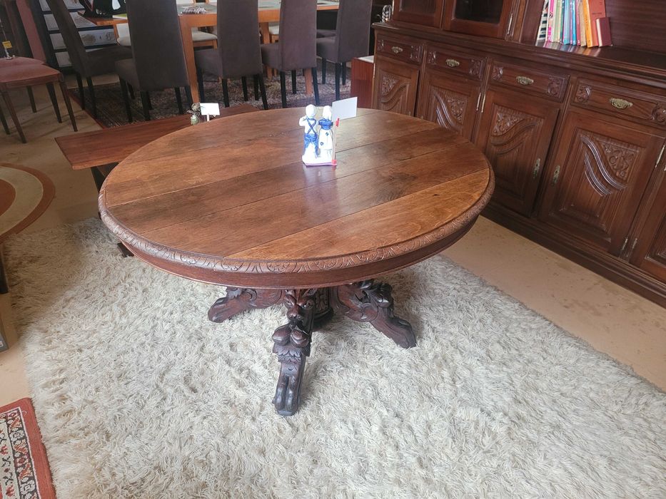 Mesa antiga, redonda em madeira maciça - Restaurada64409357206019124