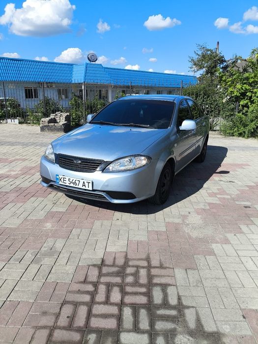 Daewoo dentra, lacetti 2013року