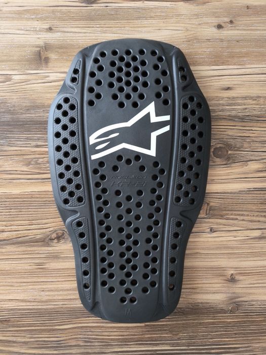 Proteção de costas Alpinestars para casaco de mota