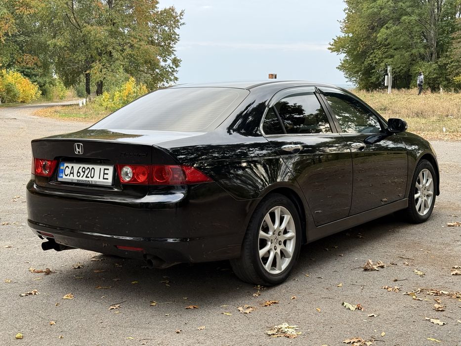 Honda Accord 2,4