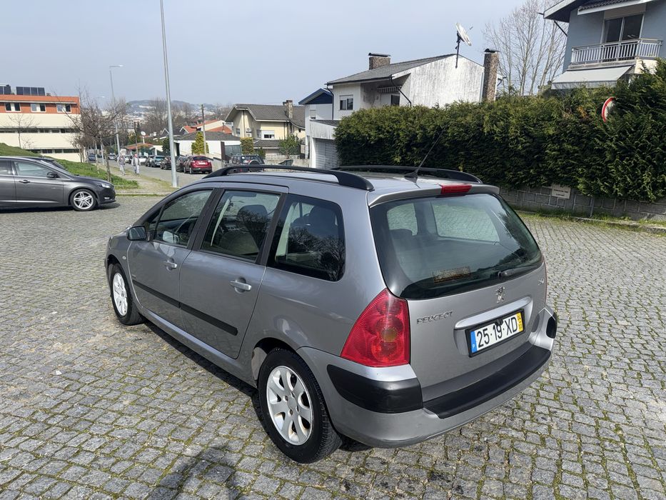 Peugeot 307 1.4i 16v 90cv Navitec 2004