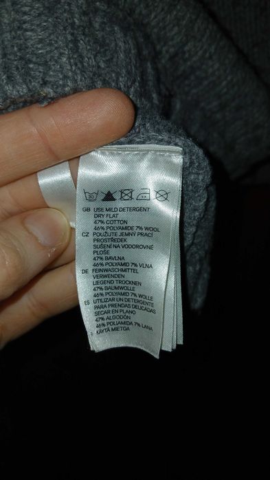 122-128, szara sukienko tunika z kapturem, ciepła, kieszenie