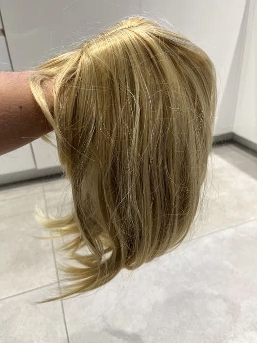 OKAZJA - NOWA piękna peruka blond loczki