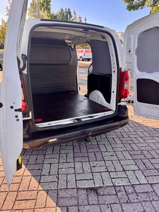 Citroen Berlingo 1.6 HDI | 75 CV | 2017 | 3 Lugares | AC | Revisão Feita