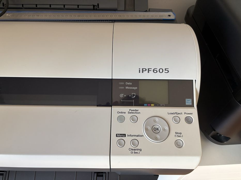 Plotter A1 - papel em rolo , avariada