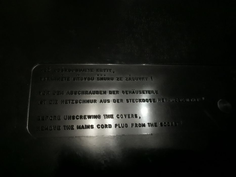 Magnetofon Szpulowy TESLA typ B4 stan bardzo dobry.