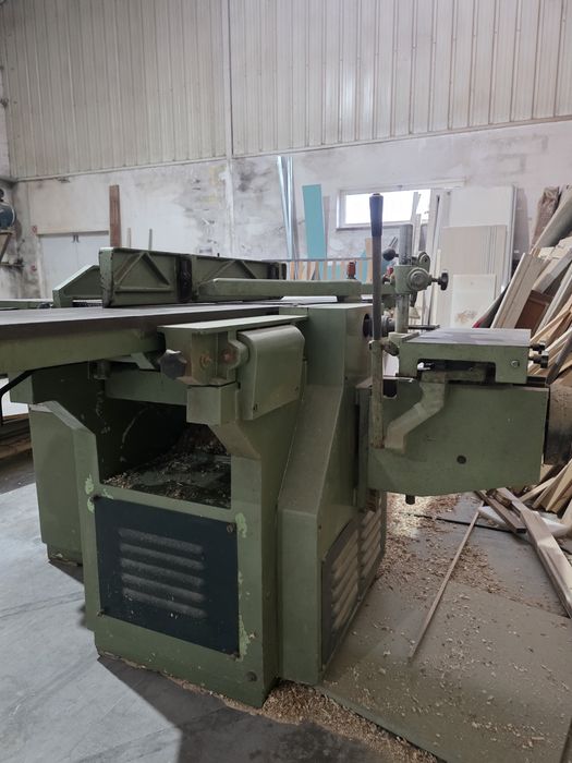 Universal Mida 35
