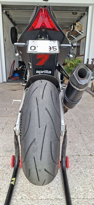 Aprilia Rsv4 Factory APRC 2014(excelente)