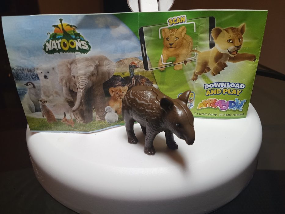 Kinder stranger things natoons star wars