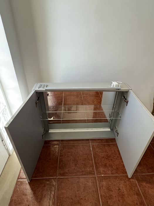 Armário de parede para casa de banho