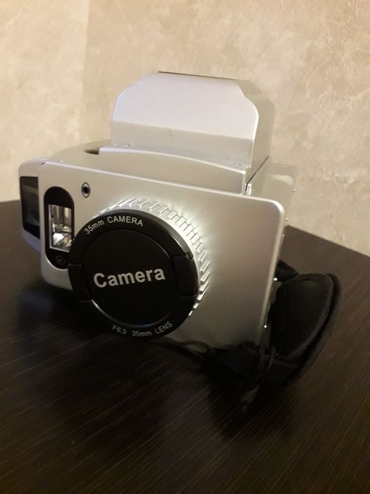 Камера Sony  35 -мм плівкова.