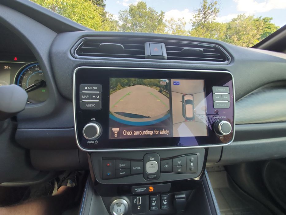 Nissan Leaf SL 62kwh