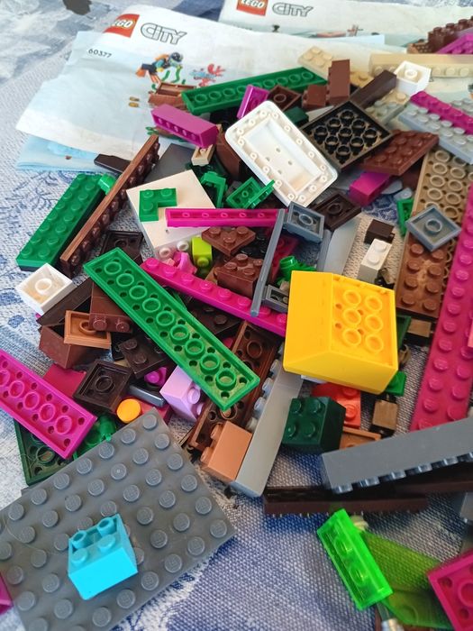 Legos lego city em bom estado