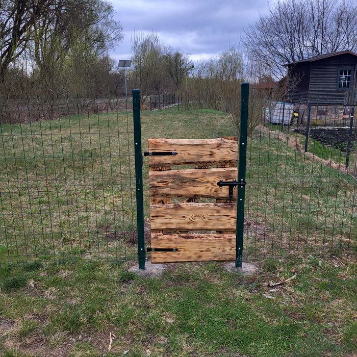 Sprzedam działkę ROD „Grobla” Łomża – 250 m² | przy parkingu | ogrodzona