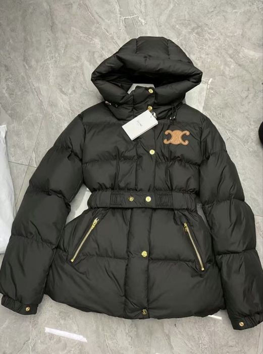 Куртка дуже тепла(качиний пух) CELINE зручна ТРЕНДОВА