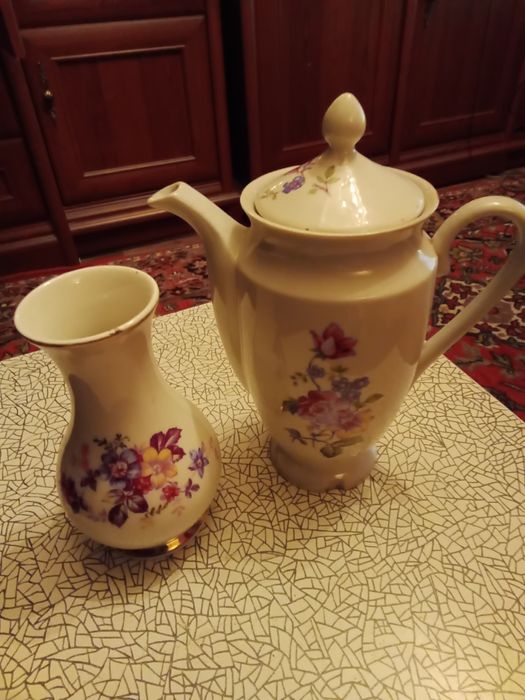 Чайник заварочный ,и вазочка, фарфор , Барановка, 50-х годов