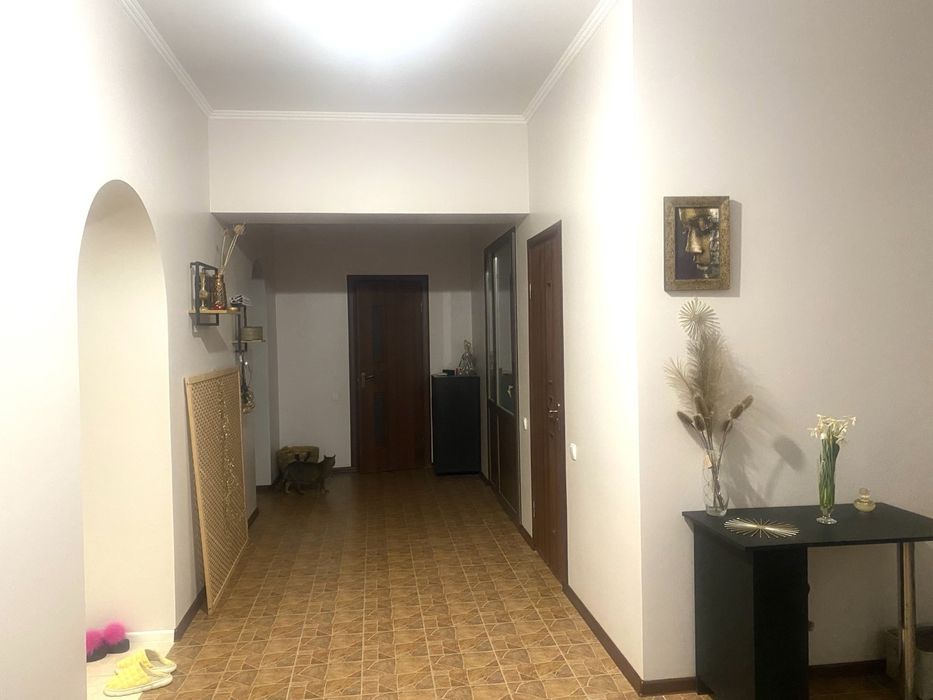 Будинок з частковим ремонтом