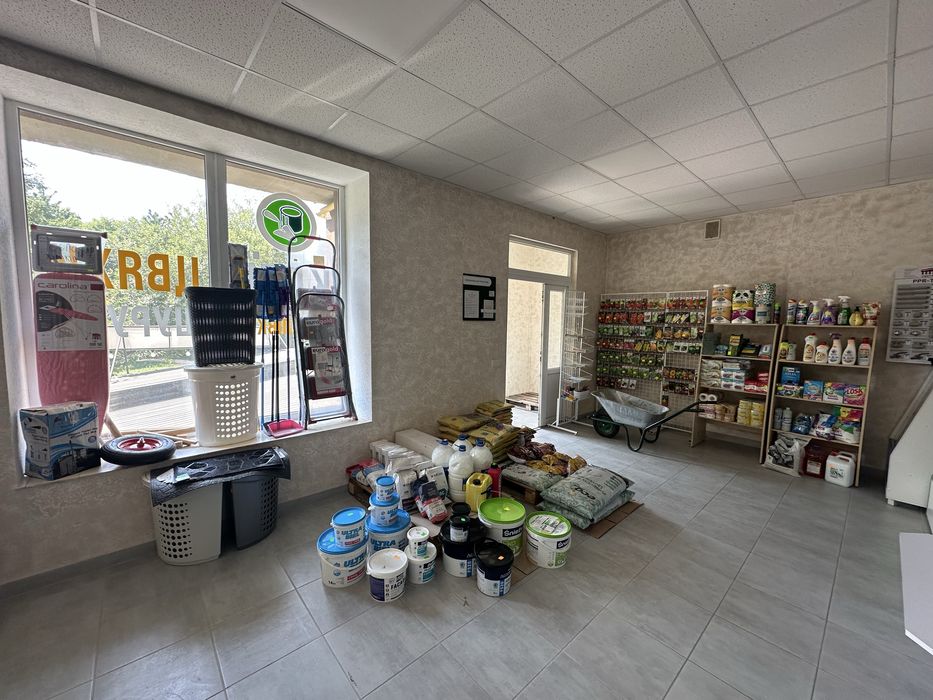 Продам приміщення комерційне в Пасічні 140м2 від власника