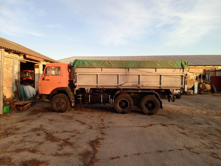 Продам КАМАЗ з причепом