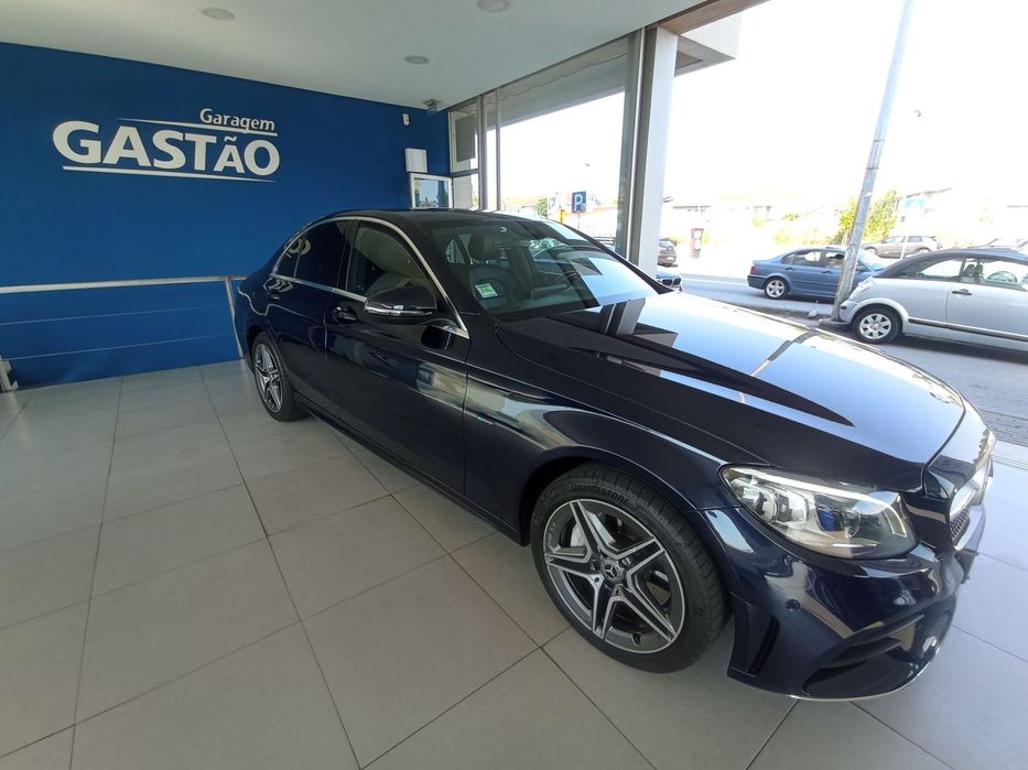 Mercedes-Benz C 300 de AMG Line