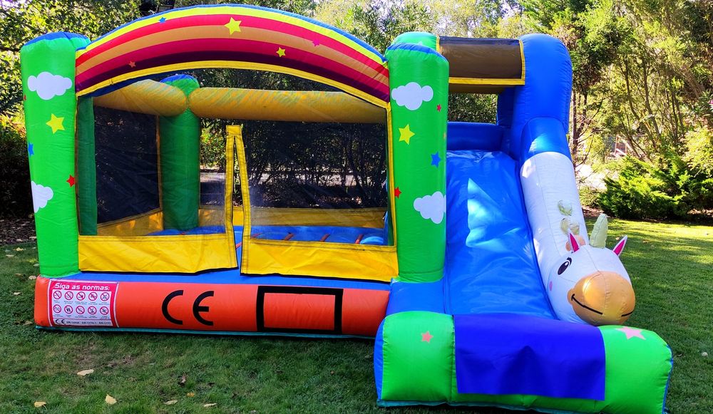 Insuflável em lona usados