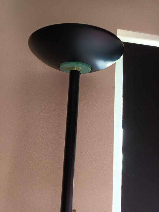 Candeeiro de Pé Alto