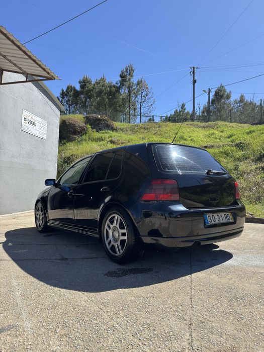 VW Golf IV 1.9 TDI PD 130cv (Look R32)– Fiável, económico, bom estado