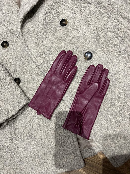 Нові шкіряні рукавиці
