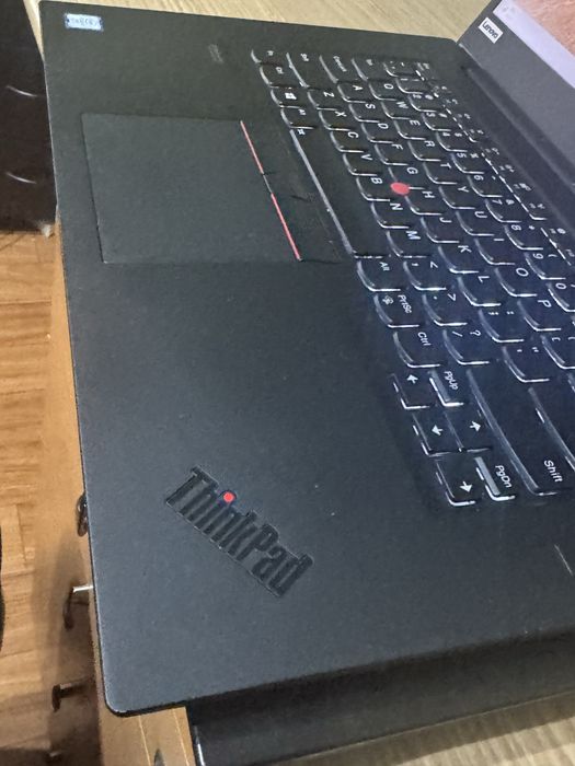 LENOVO Workstations I7 5,0GHZ 64GB MEMORIA SSD M2  512GB  2 GRAFICAS  ECRA 4K