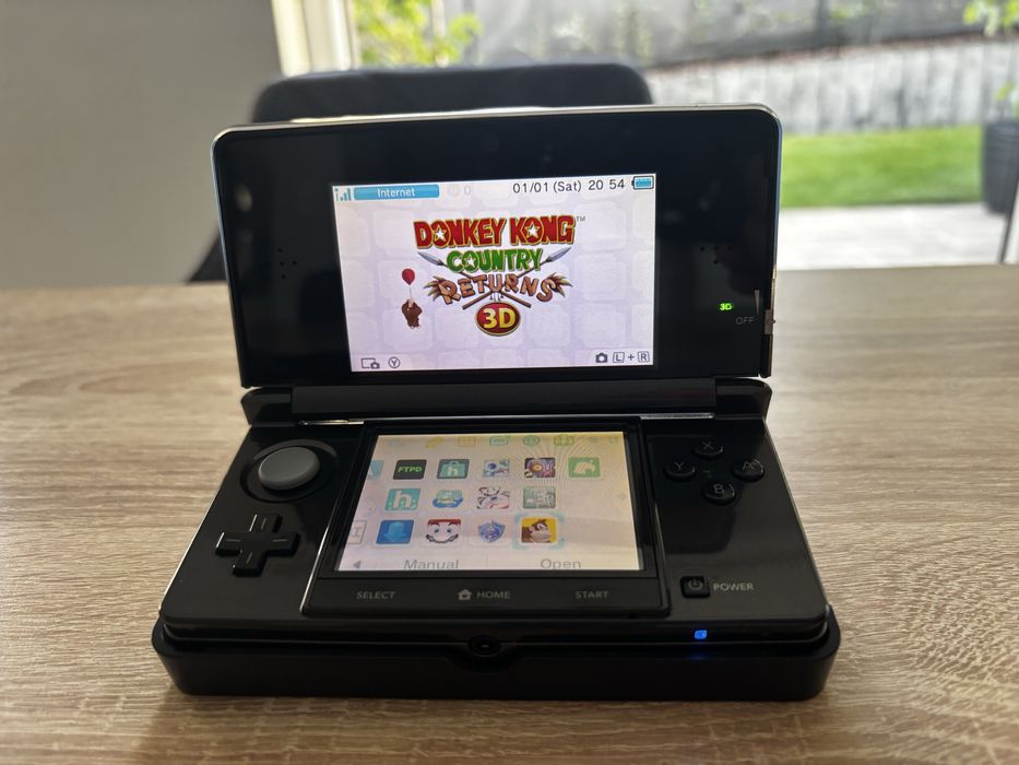 Nintendo 3DS Cosmo Black 64 gb