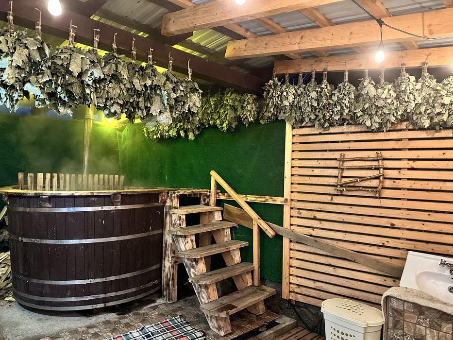 Відпочинок в Карпатах садиба SHULC з БАСЕЙНОМ +32 вода +32