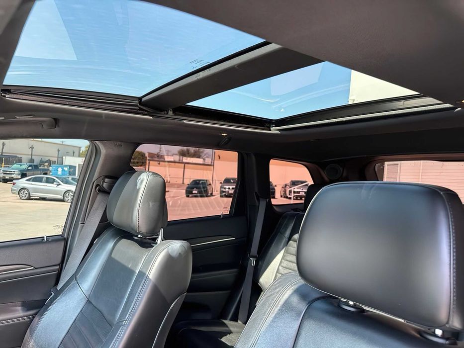 Jeep Grand Cherokee      2020