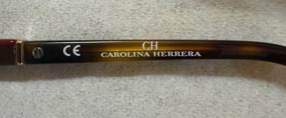 Carolina Herrera оправа модель VHE733L