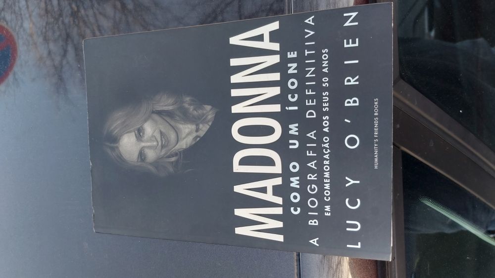 Madonna de Lucy O'Brien