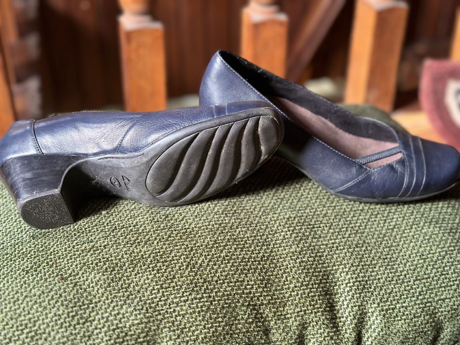 Туфлі Clarks шкіряні