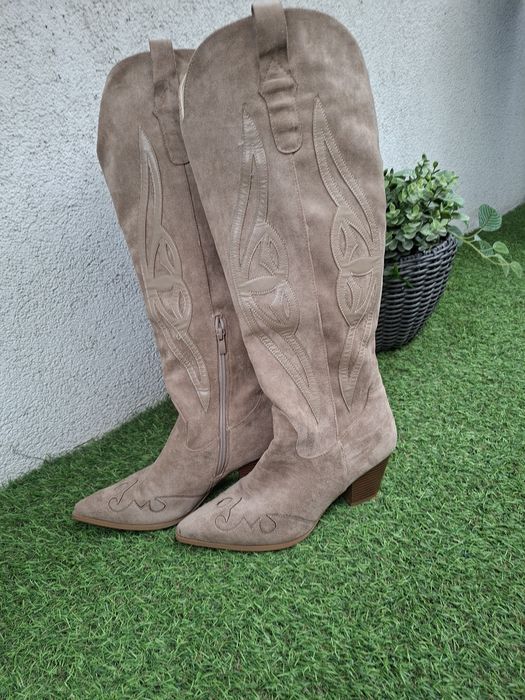 Buty zamszowe  damskie