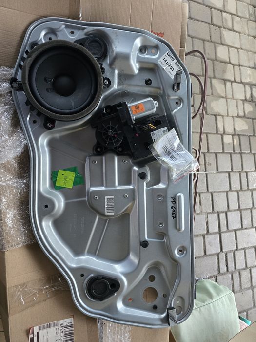 Карта двери volvo v50 с стеклоподьемником