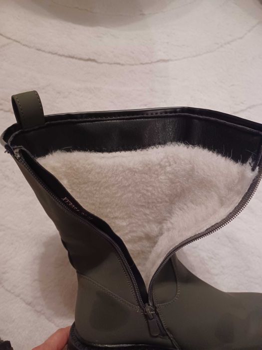 Kozaki dziewczęce zimowe,  ocieplane, rozm. 34